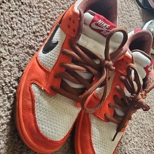 Sb Dunks Low Sz 10 un-Hemp